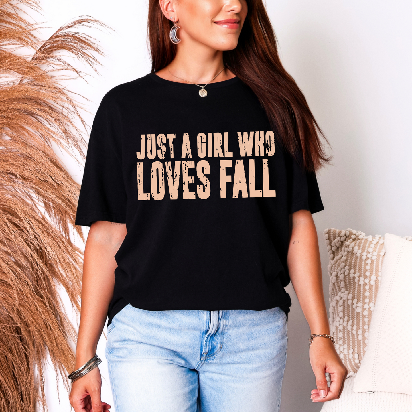 Girl Who Loves Fall Graphic Tee